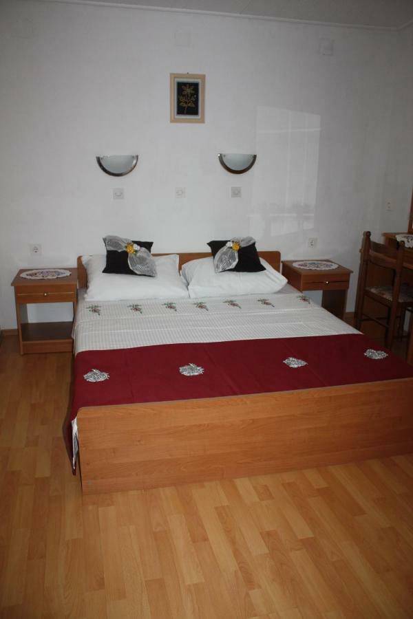 Toni I Kristina Apartment Baska  Exterior photo