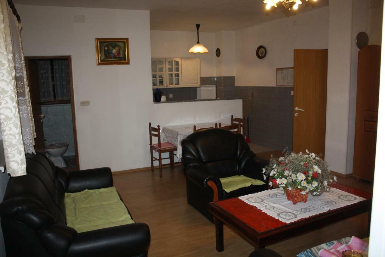 Toni I Kristina Apartment Baska  Exterior photo